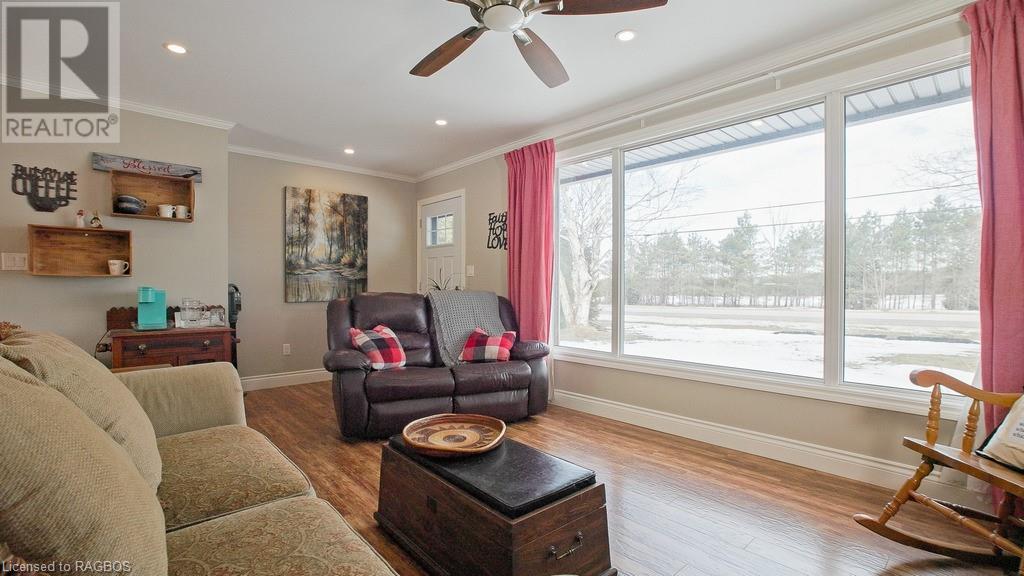 6 Clifford Pl, Hepworth, Ontario  N0H 2T0 - Photo 4 - 40539814