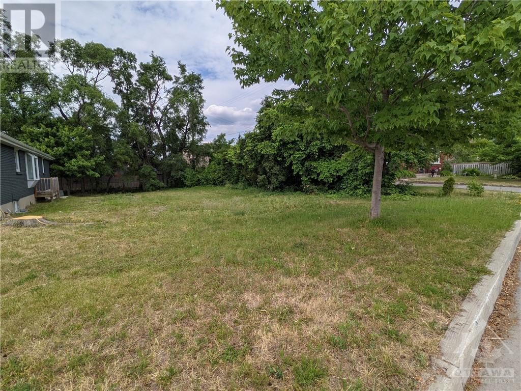 1795 Kerr Avenue, Ottawa, Ontario  K2A 1J2 - Photo 8 - X9516281