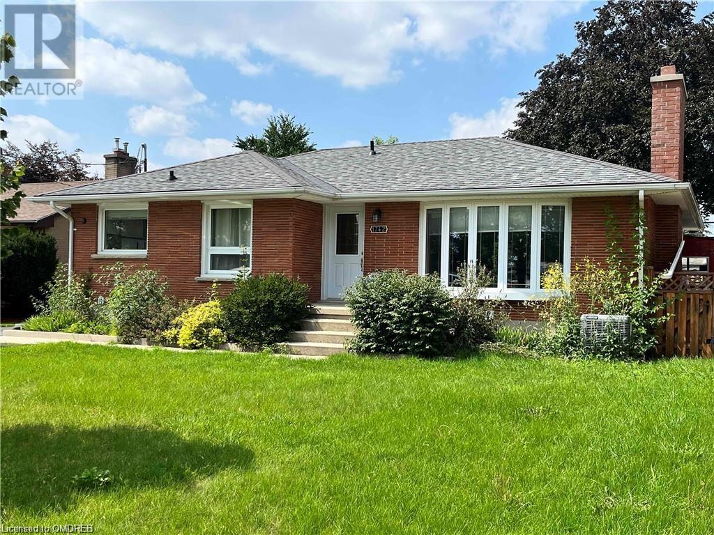 1742 Seeley Drive, London, Ontario  N5W 2B1 - Photo 1 - 40539842