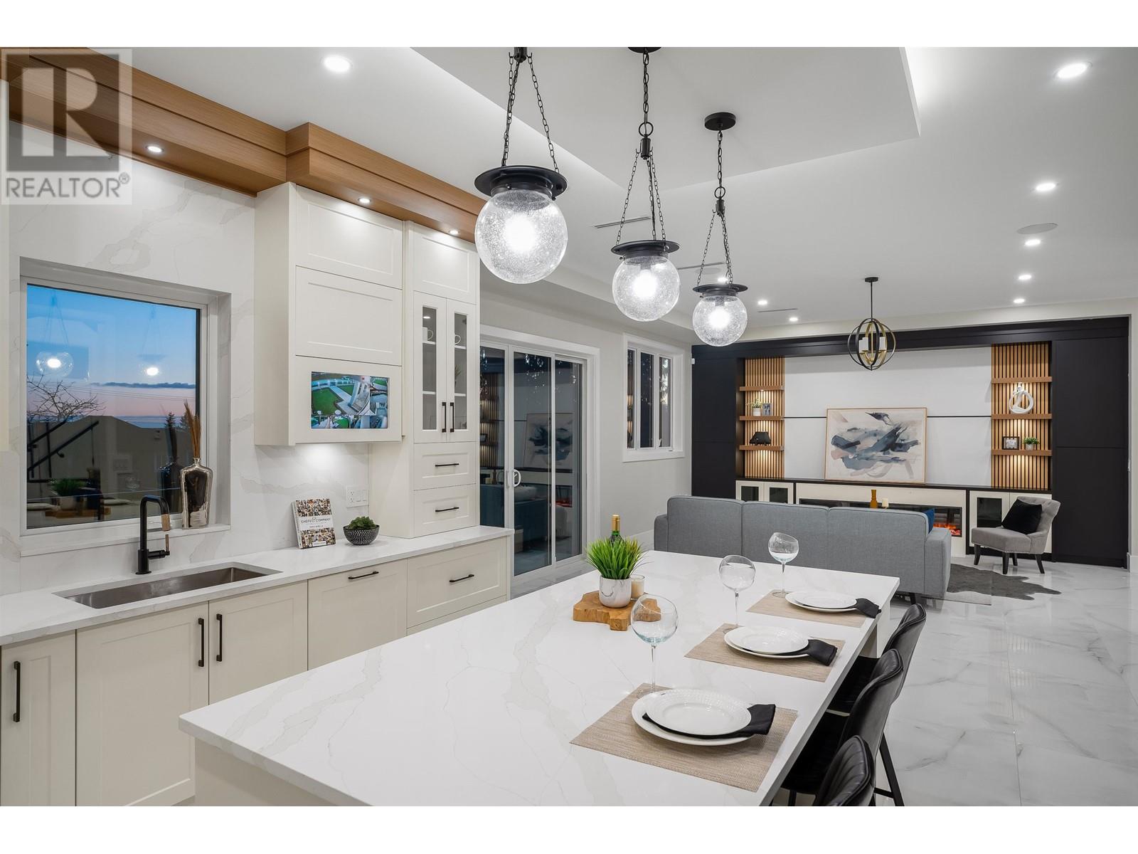 1550 Haversley Avenue, Coquitlam, British Columbia  V3J 1V6 - Photo 10 - R2848916
