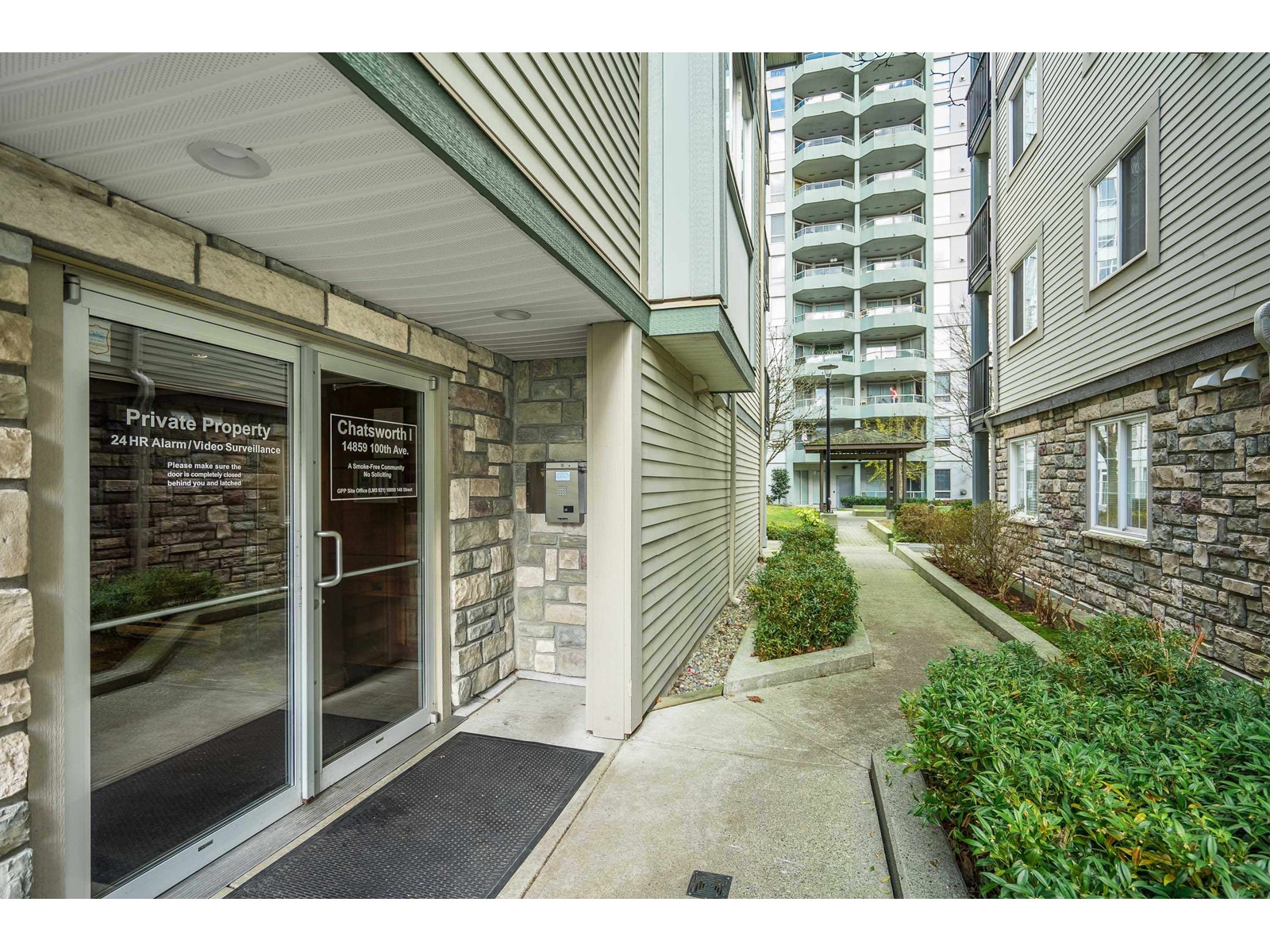 405 14859 100 Avenue, Surrey, British Columbia  V3R 2V5 - Photo 4 - R2849045