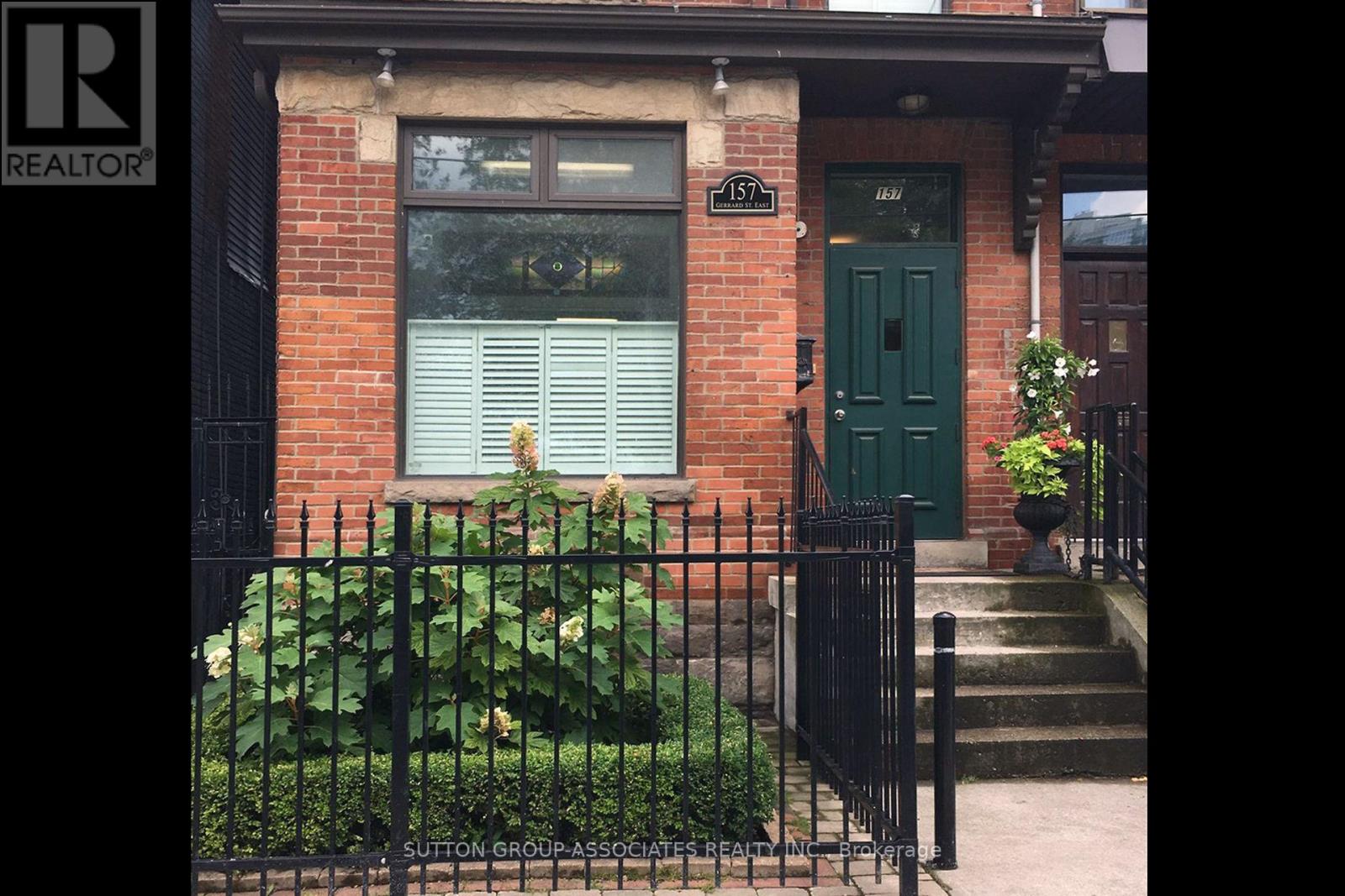 157 GERRARD STREET E, toronto, Ontario