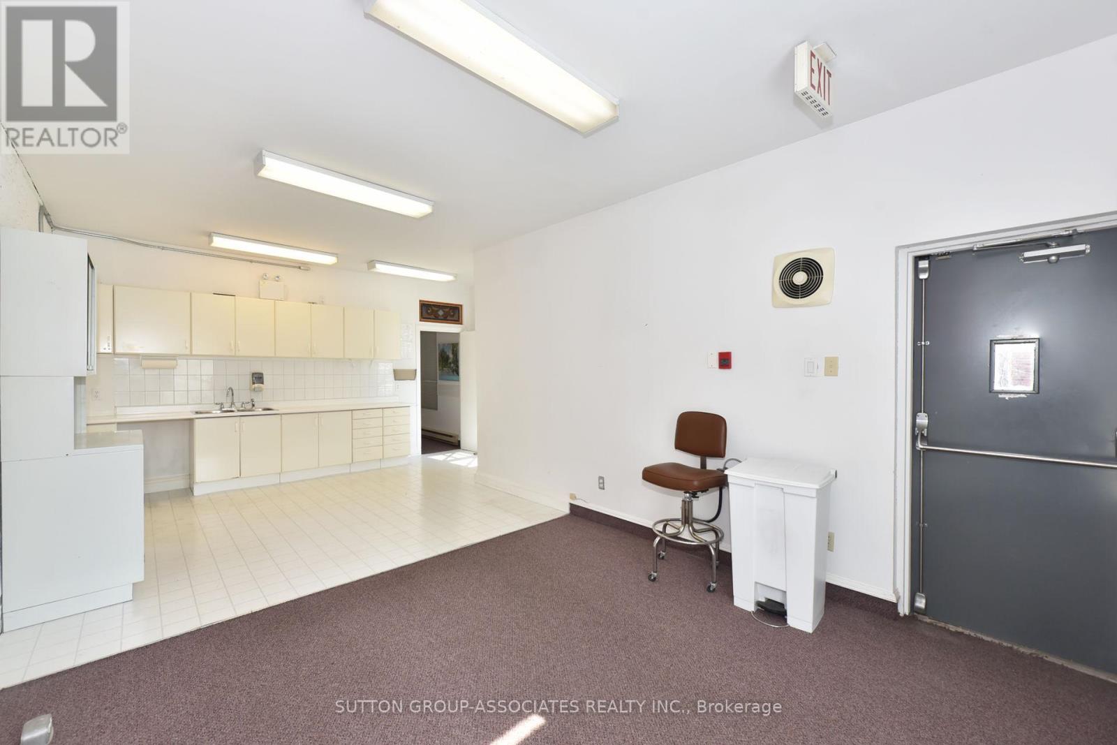 157 Gerrard St E, Toronto, Ontario  M5A 2E4 - Photo 25 - C8062902