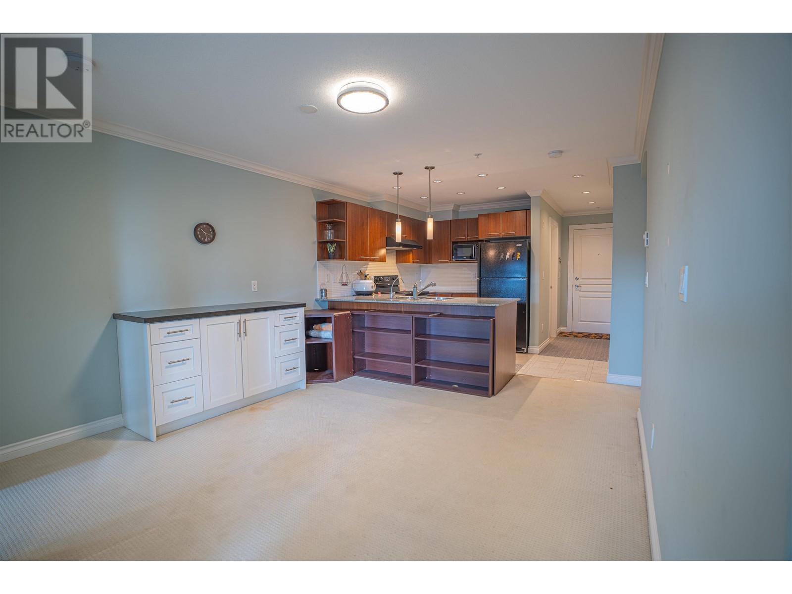 303 4799 Brentwood Drive, Burnaby, British Columbia  V5C 0C4 - Photo 6 - R2848820