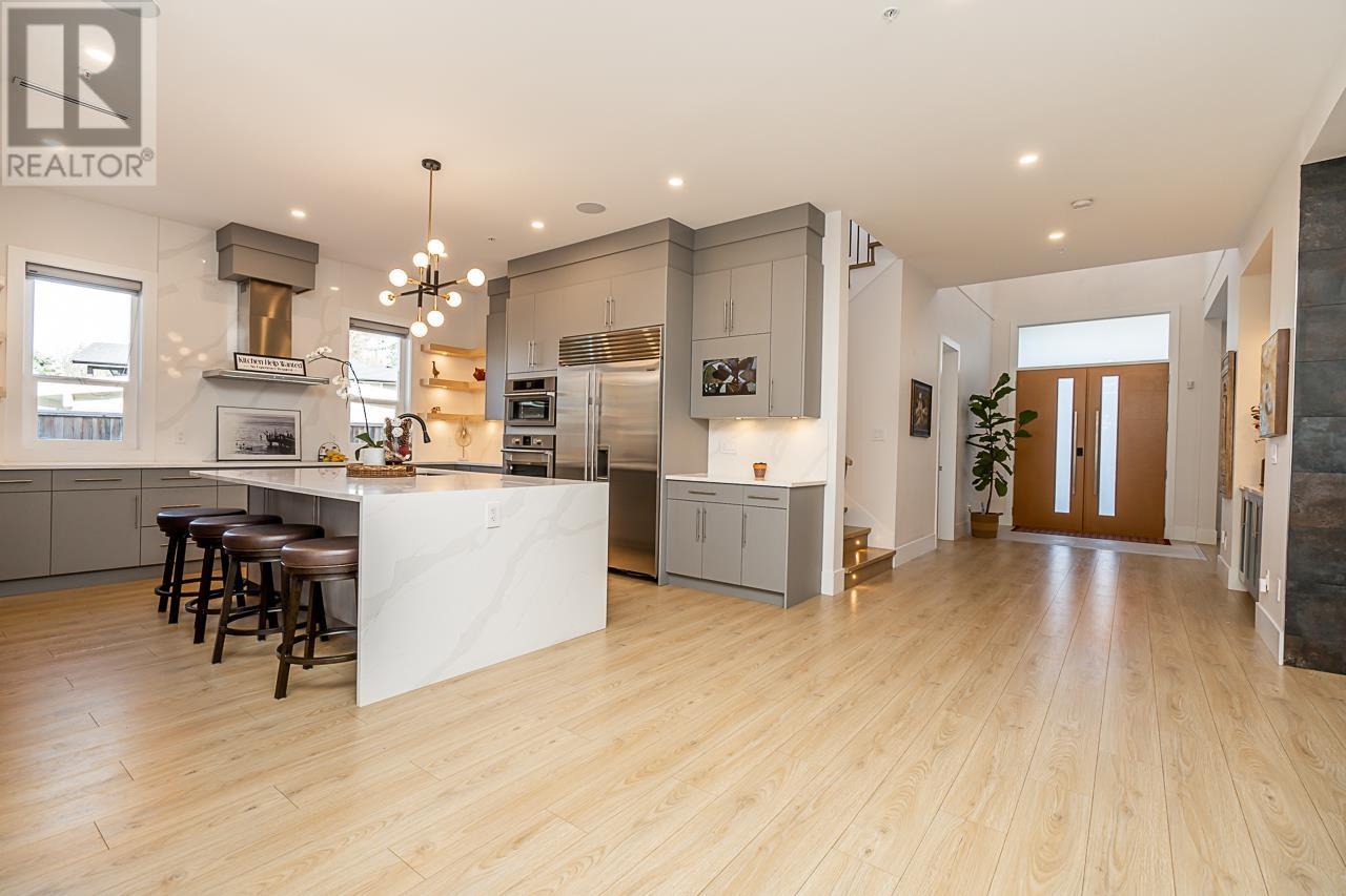 21661 Ridgeway Crescent, Maple Ridge, British Columbia  V2X 3Z6 - Photo 6 - R2849136