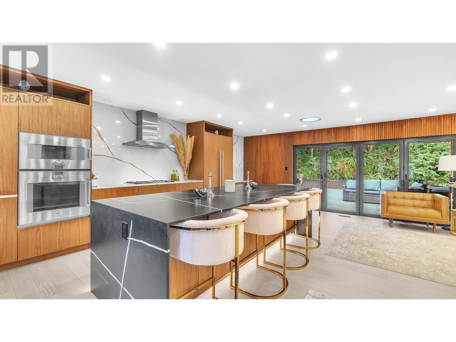 2038 Flynn Place, North Vancouver, British Columbia  V7P 3H8 - Photo 12 - R2849173