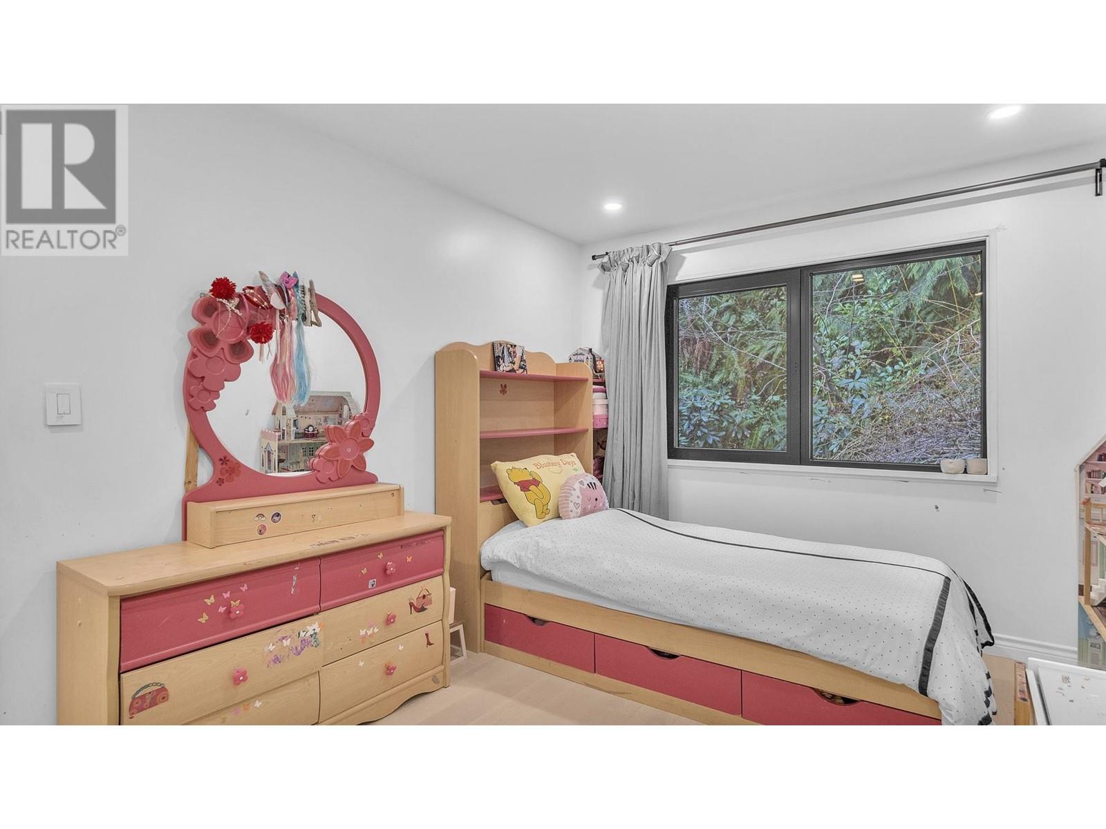 2038 Flynn Place, North Vancouver, British Columbia  V7P 3H8 - Photo 19 - R2849173