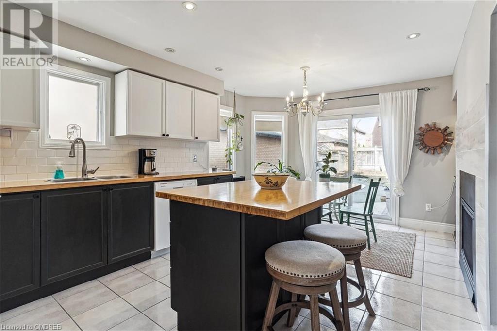 109 River Glen Boulevard, Oakville, Ontario  L6H 5Z5 - Photo 14 - 40538472