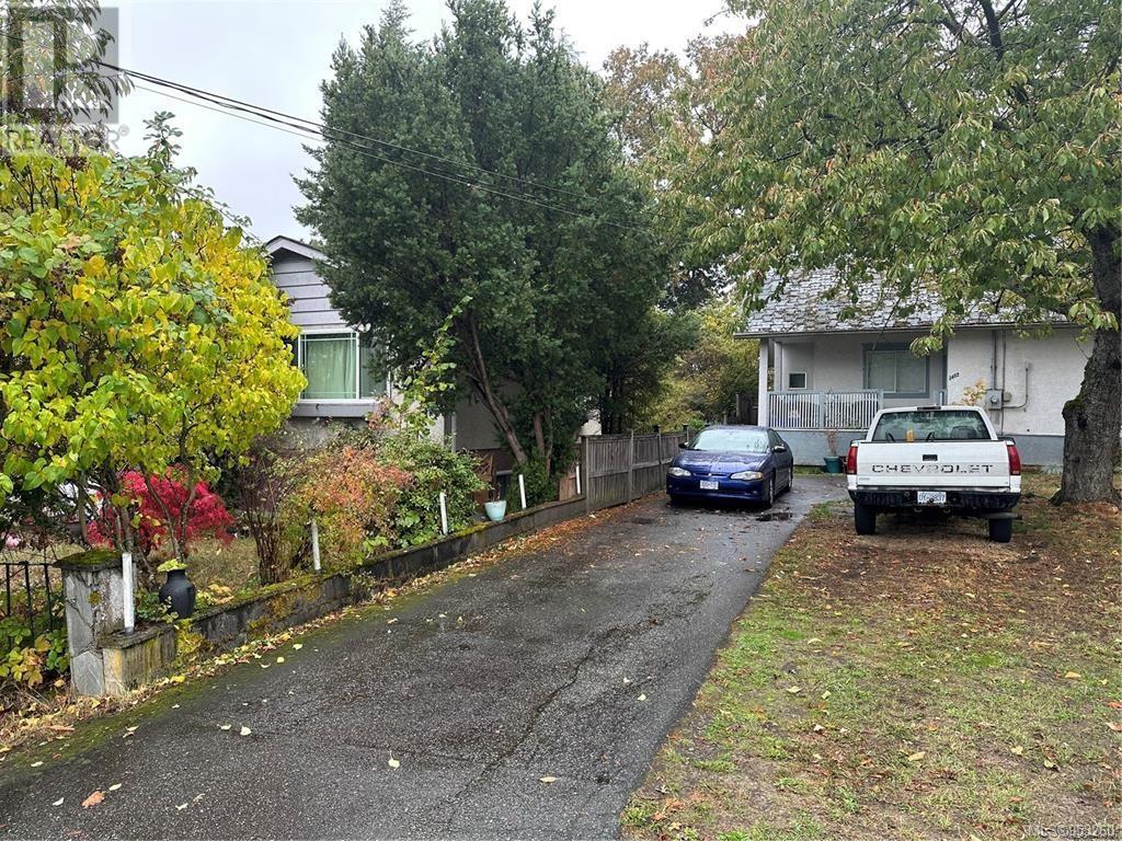 Property at 3482 Bethune Ave image