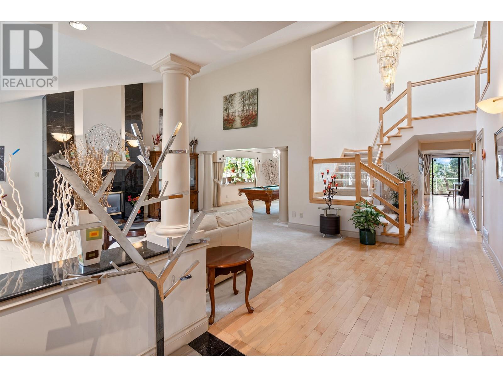 207 April Road, Port Moody, British Columbia  V3H 3V3 - Photo 4 - R2849251