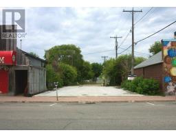 14 Earl Aveune, dryden, Ontario
