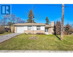 30 CASWELL DR