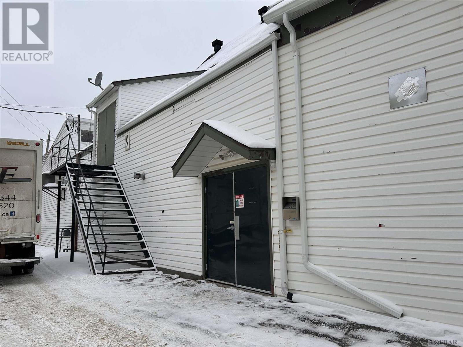 26 Circle St, Kapuskasing, Ontario  P5N 1T6 - Photo 4 - TM240058