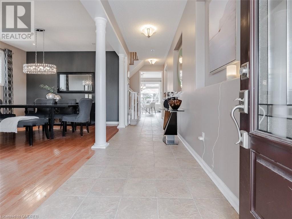 1607 Arthurs Way, Milton, Ontario  L9T 6C9 - Photo 6 - 40539493