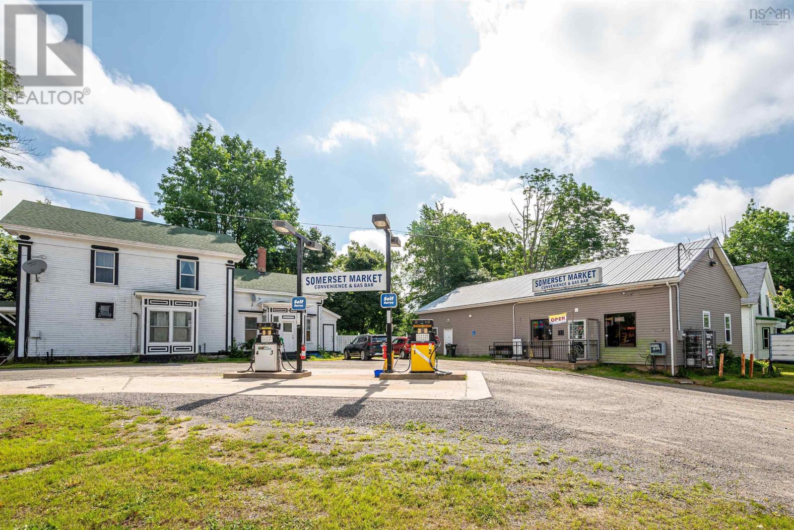 4302/4304/4306 Brooklyn Street, Somerset, Nova Scotia  B0P 1E0 - Photo 1 - 202402604