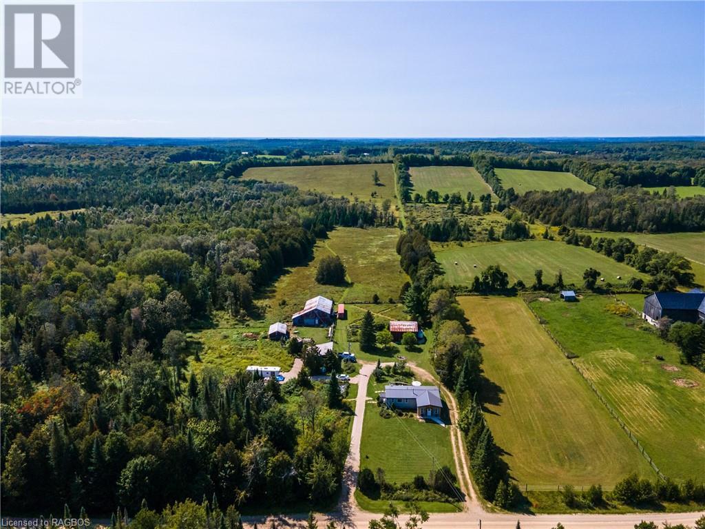 235132 Concession 2 Wgr, West Grey, Ontario  N0G 1R0 - Photo 2 - 40539181