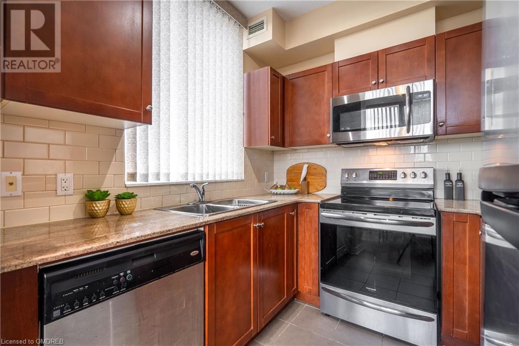 3504 Hurontario Street Unit# 505, Mississauga, Ontario  L5B 0B9 - Photo 16 - 40540496
