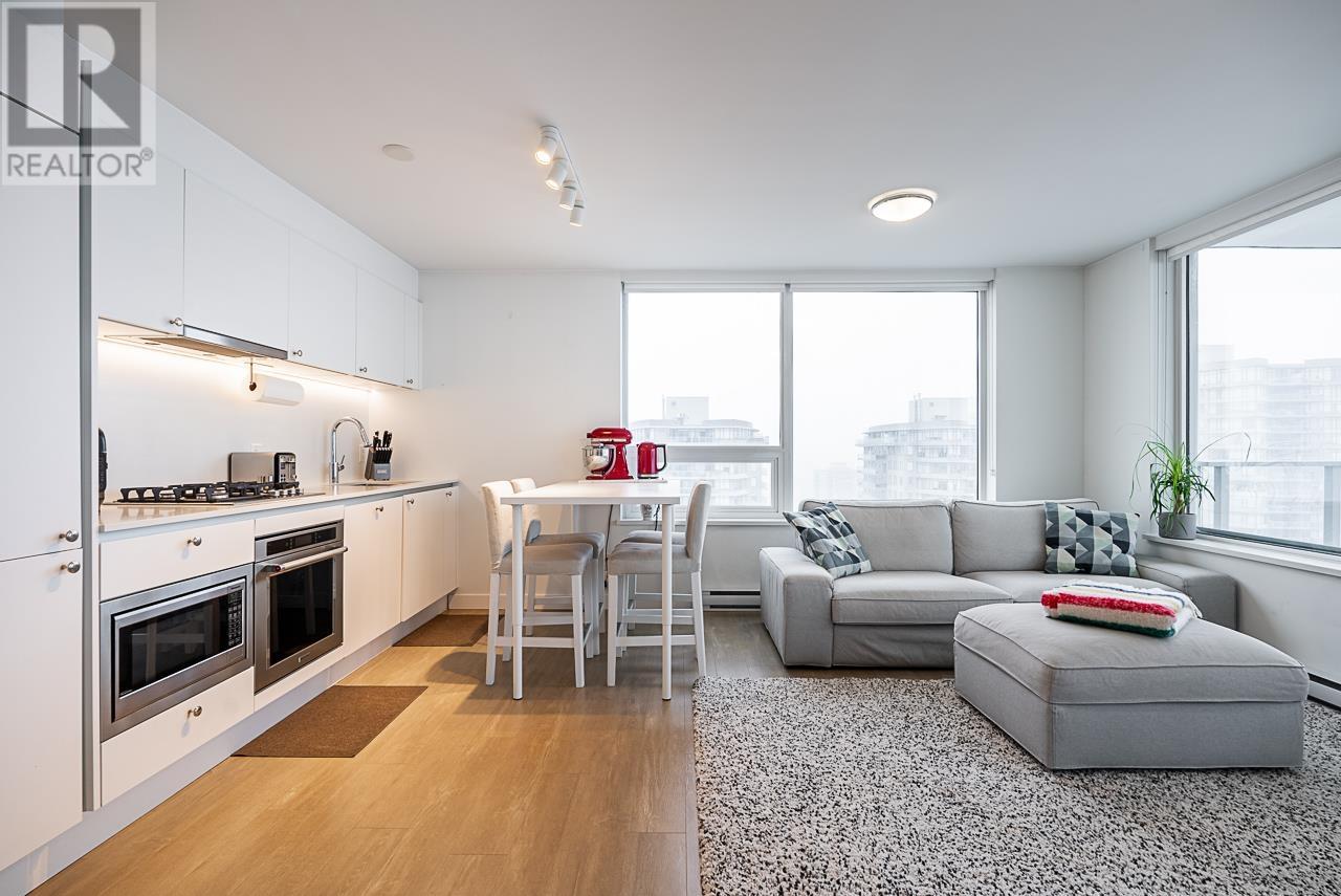 3106 908 Quayside Drive, New Westminster, British Columbia  V3M 0L4 - Photo 2 - R2849299