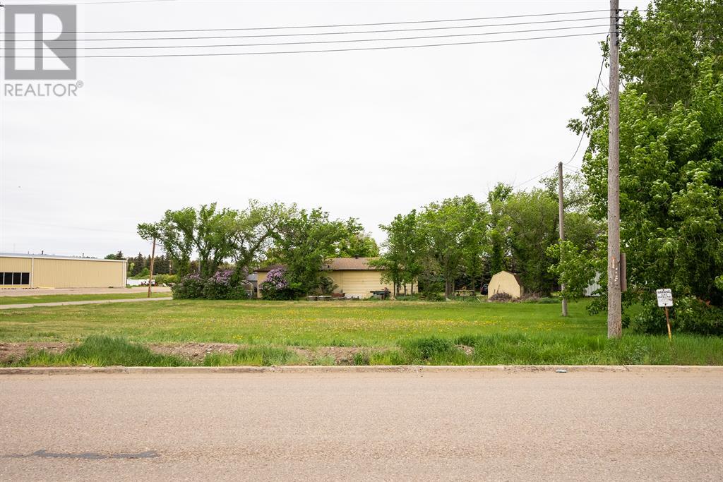 212 4 Avenue Nw, Milk River, Alberta  T0K 1M0 - Photo 2 - A2053760