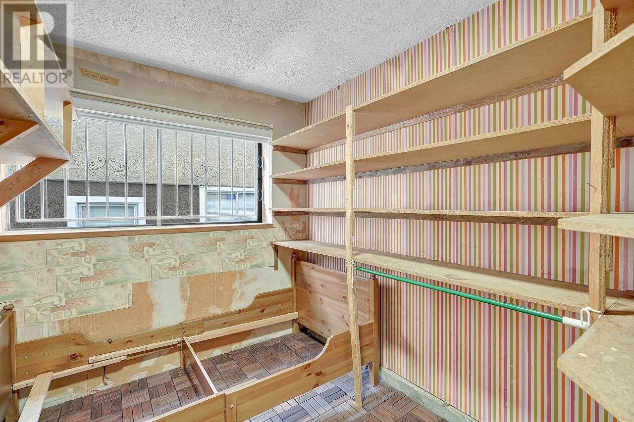 Listing Picture 32 of 39 : 3163 E 1ST AVENUE, Vancouver / 溫哥華 - 魯藝地產 Yvonne Lu Group - MLS Medallion Club Member