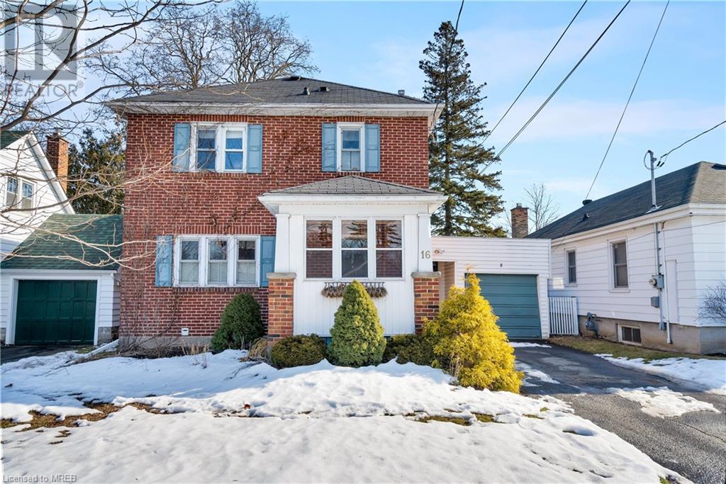16 Conger Street, Peterborough, Ontario  K9H 4Y6 - Photo 1 - 40540607