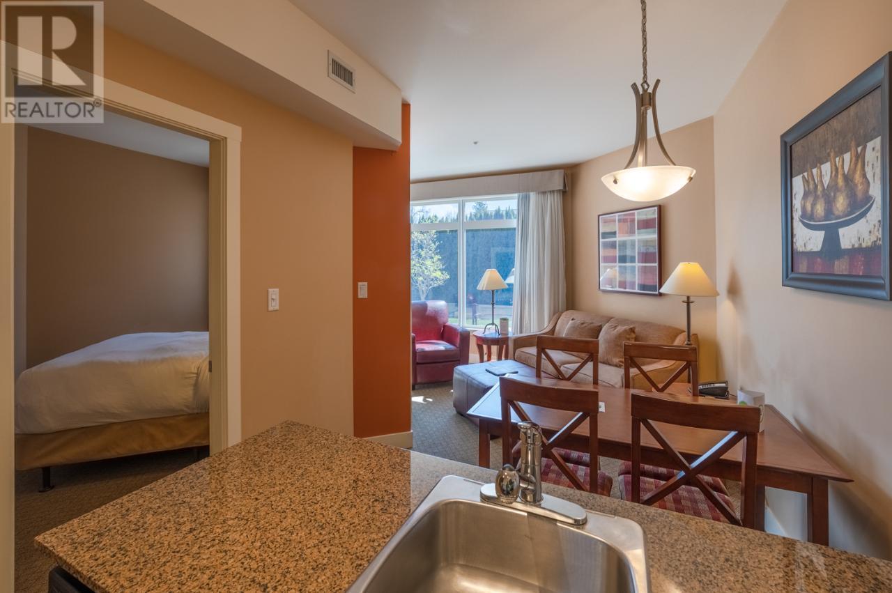 12811 Lakeshore Drive Unit# 413 Summerland Photo 5