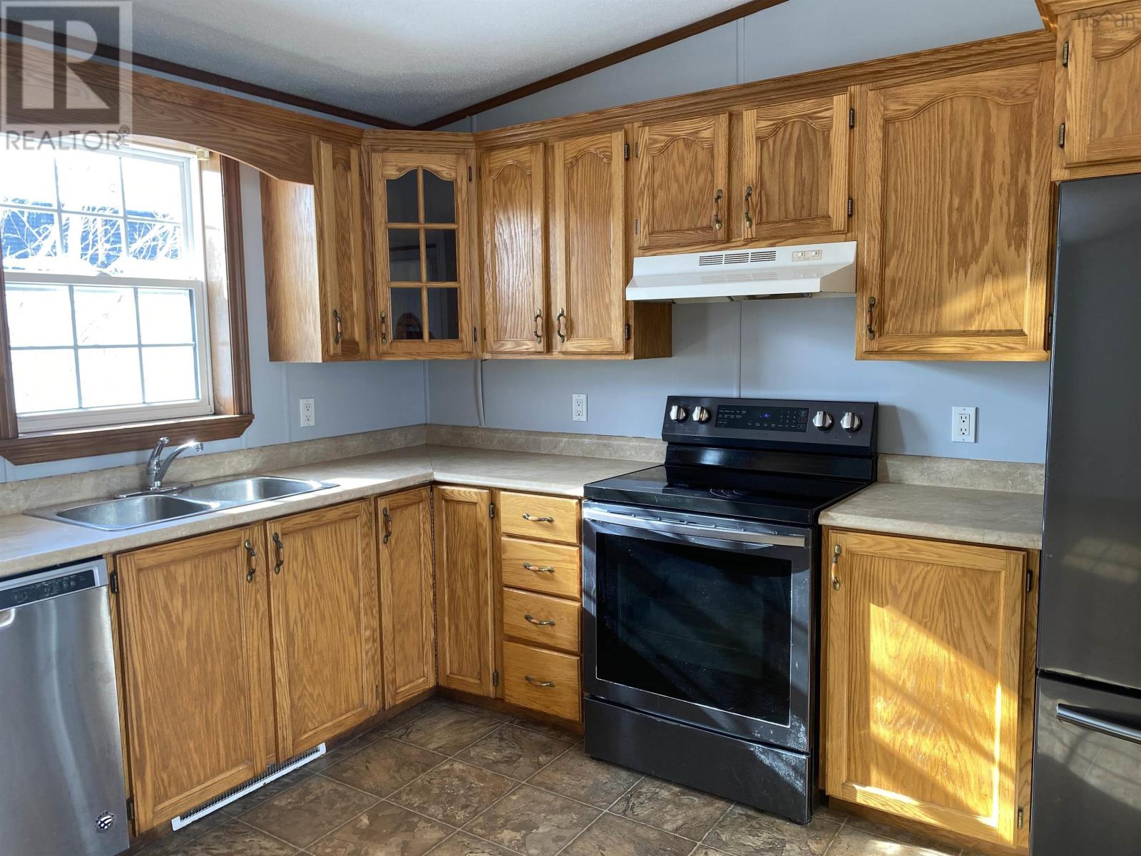 3 Rays Trailer Court Road, Shearwater, Nova Scotia  B0J 3A0 - Photo 3 - 202402642