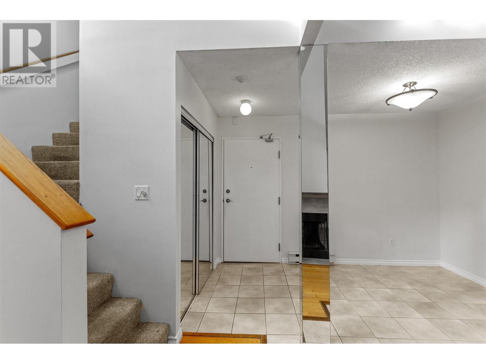 473 8025 Champlain Crescent, Vancouver, British Columbia  V5S 4K3 - Photo 2 - R2849393