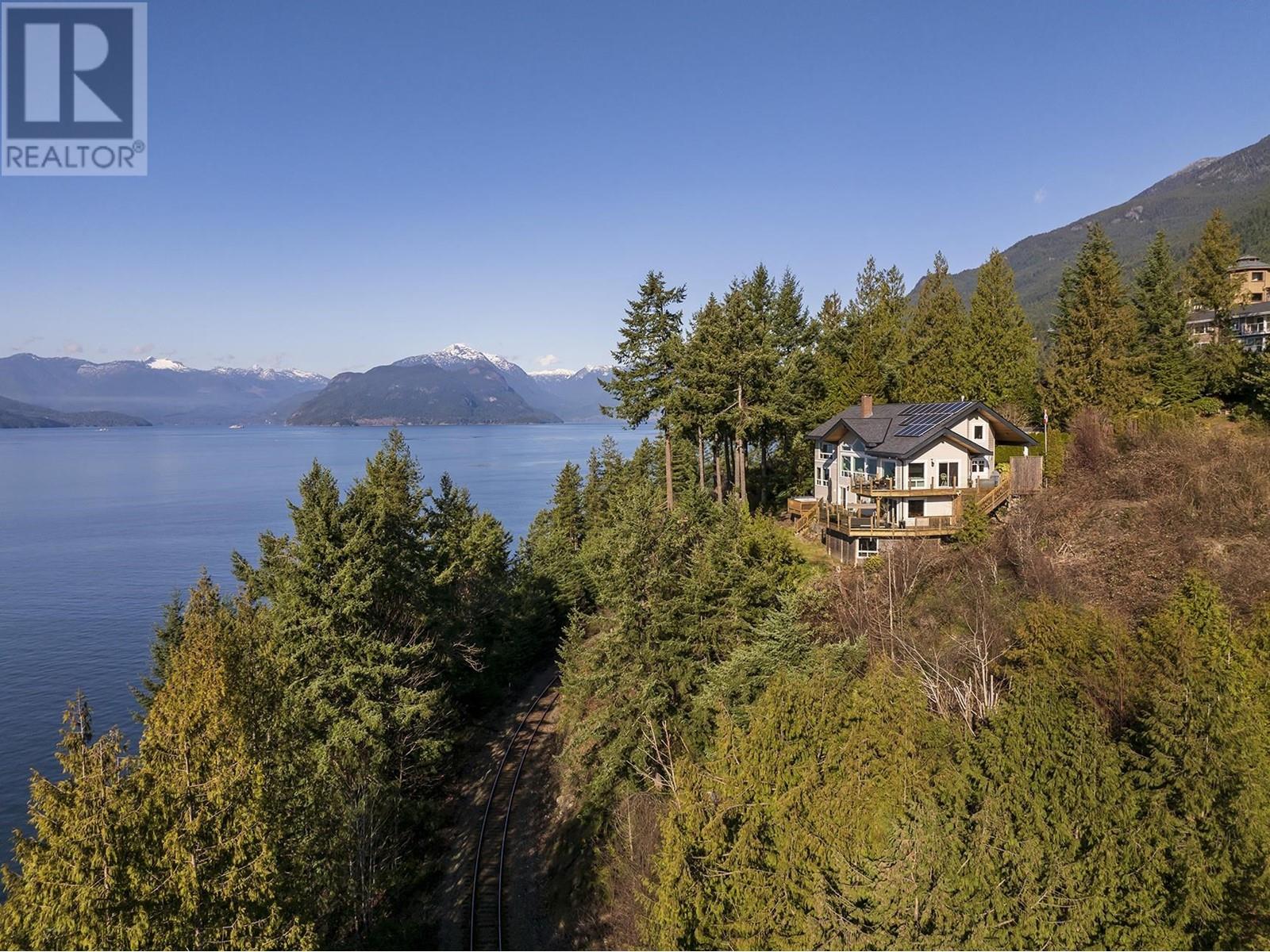 70 Sweetwater Place, Lions Bay, British Columbia  V0N 2E0 - Photo 5 - R2849376