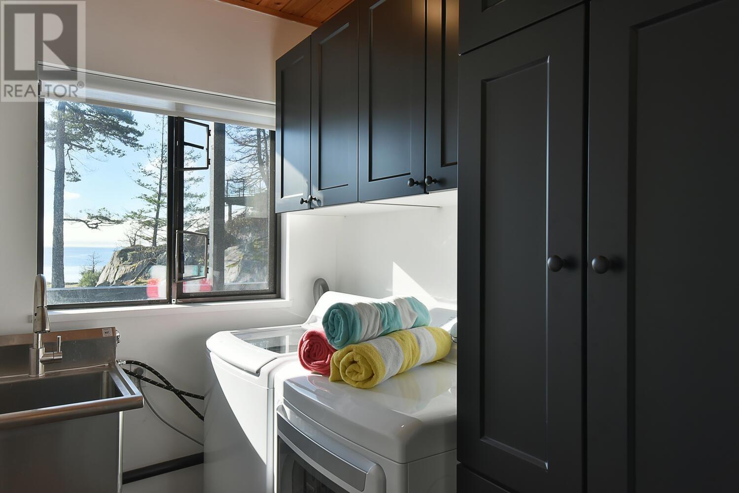5275 Taylor Crescent, Halfmoon Bay, British Columbia  V7Z 1B5 - Photo 20 - R2849436