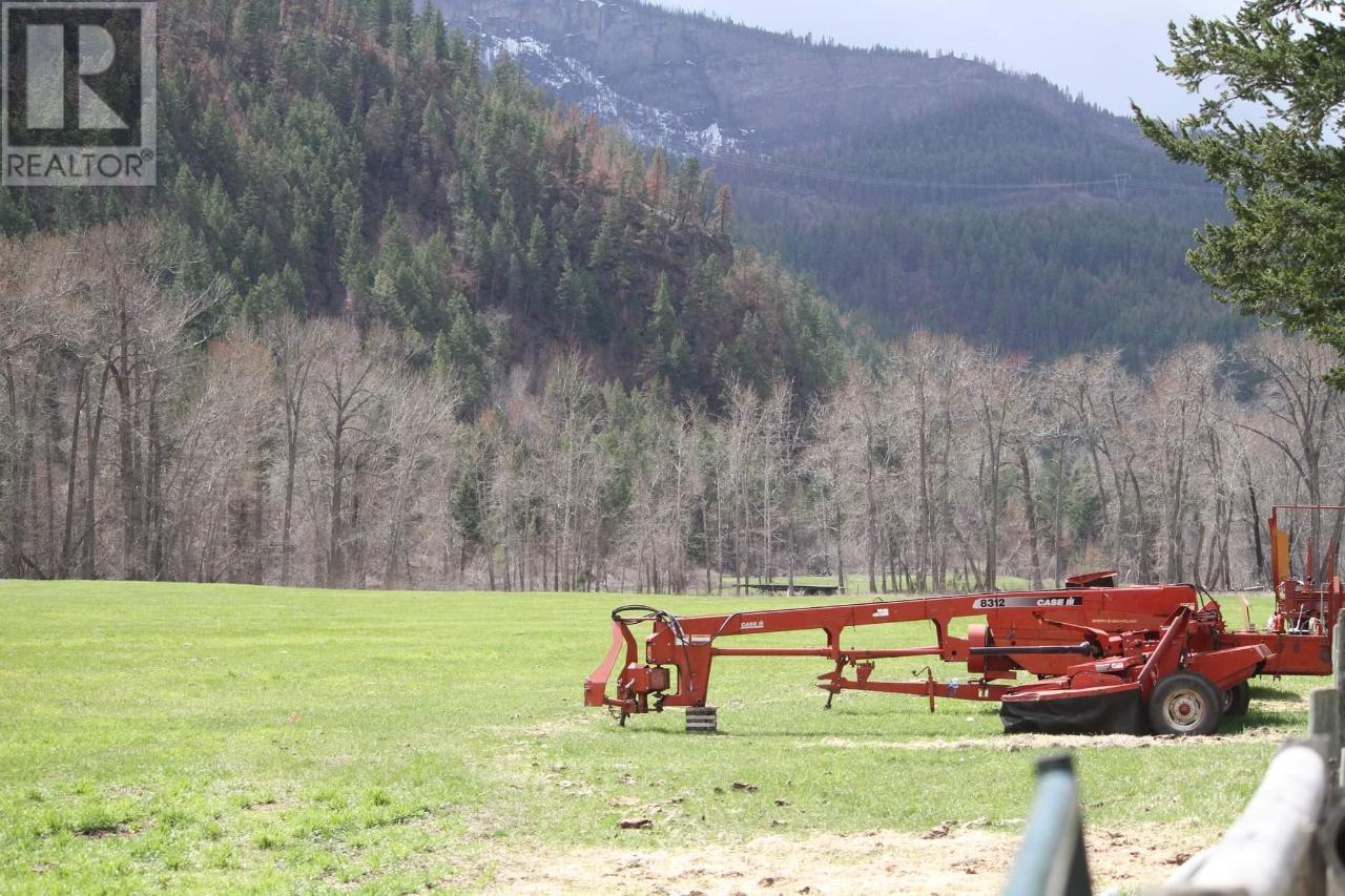 8212,8180 Douglas Lake Rd, Monte Lake/westwold, British Columbia  V0E 3B0 - Photo 15 - 176707