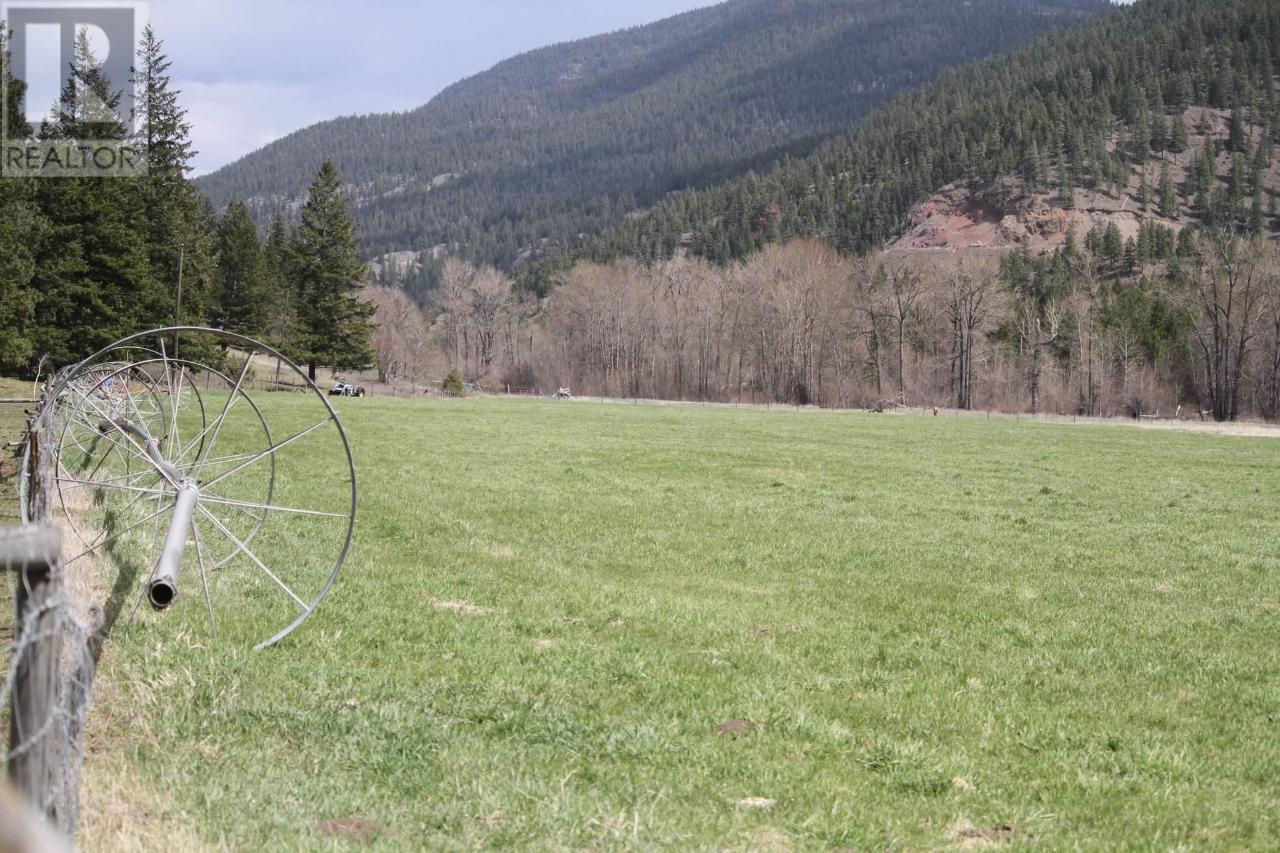 8212,8180 Douglas Lake Rd, Monte Lake/westwold, British Columbia  V0E 3B0 - Photo 19 - 176707