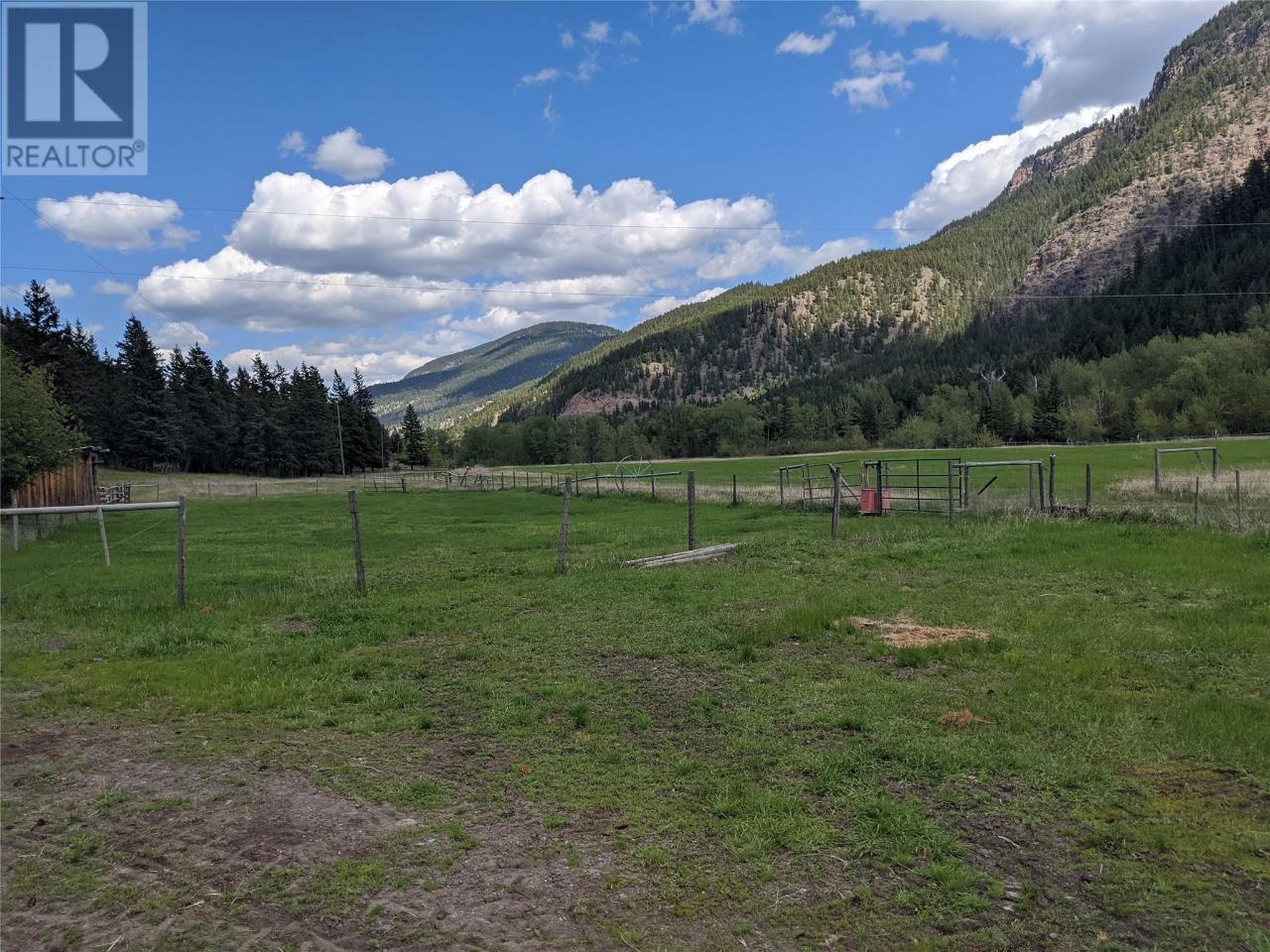 8212,8180 Douglas Lake Rd, Monte Lake/westwold, British Columbia  V0E 3B0 - Photo 21 - 176707