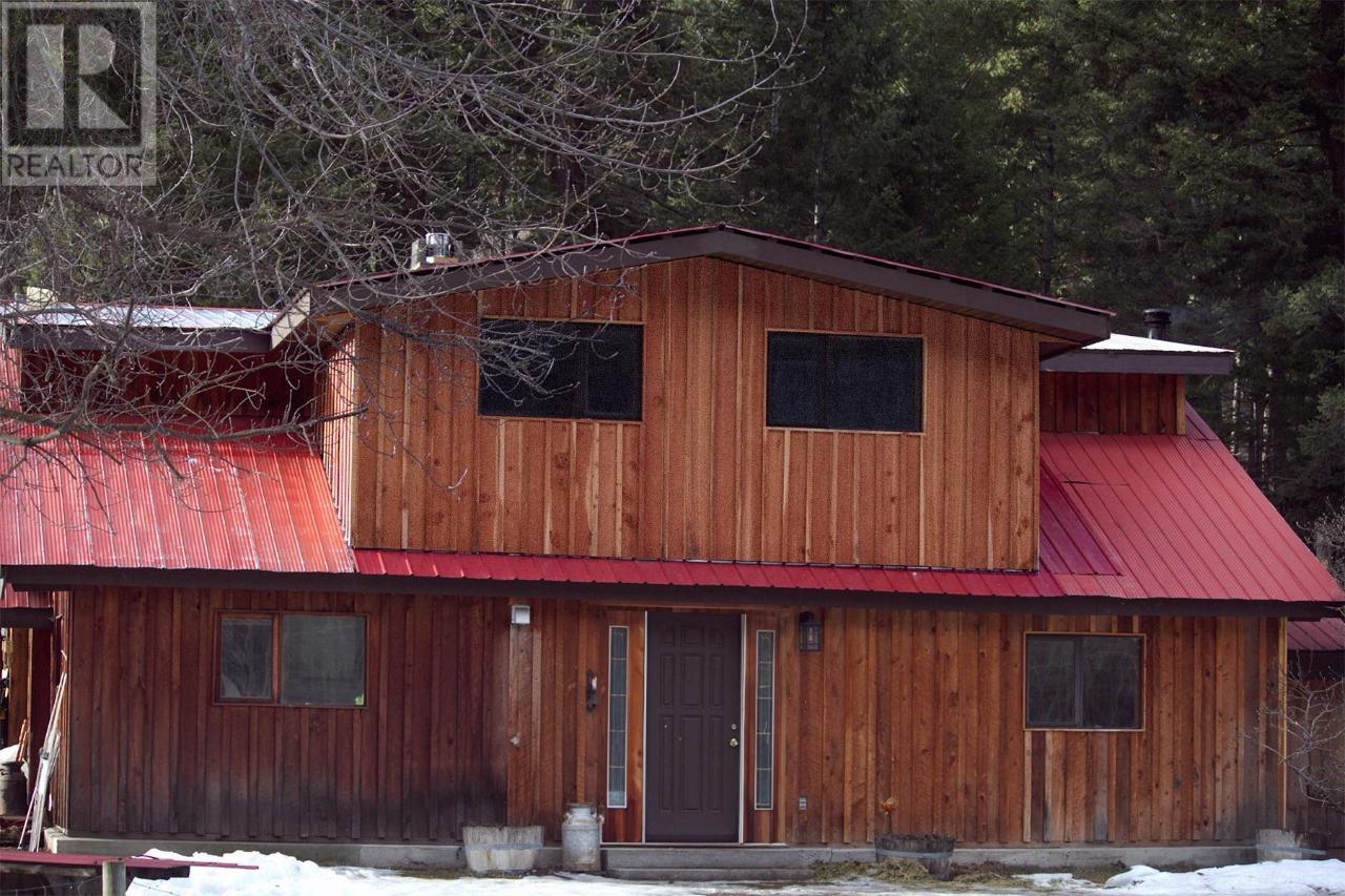 8212,8180 Douglas Lake Rd, Monte Lake/westwold, British Columbia  V0E 3B0 - Photo 2 - 176707