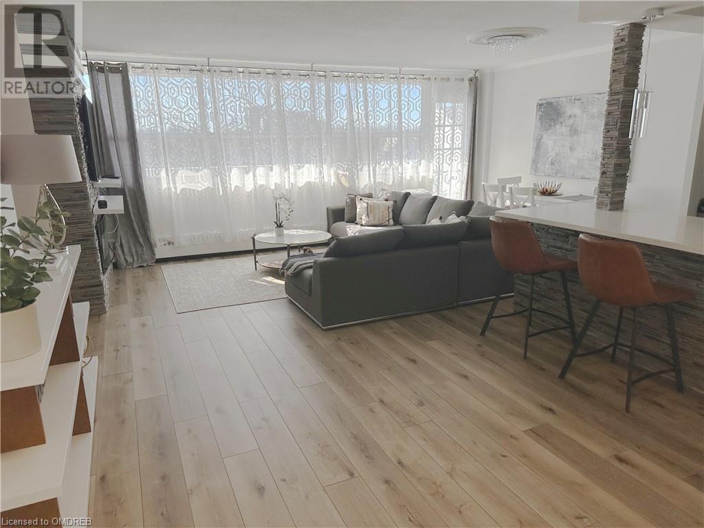 2263 Marine Drive Unit# 408, Oakville, Ontario  L6L 5K1 - Photo 3 - 40540171