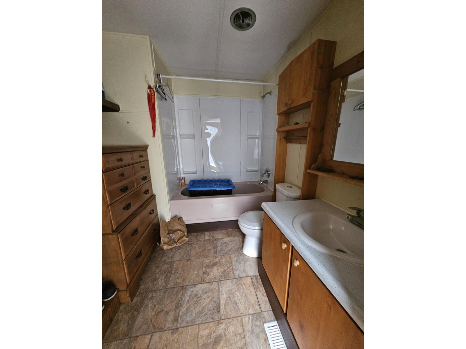 165 Suncrest Road, Pass Creek, British Columbia  V1N 4T5 - Photo 12 - 2474935