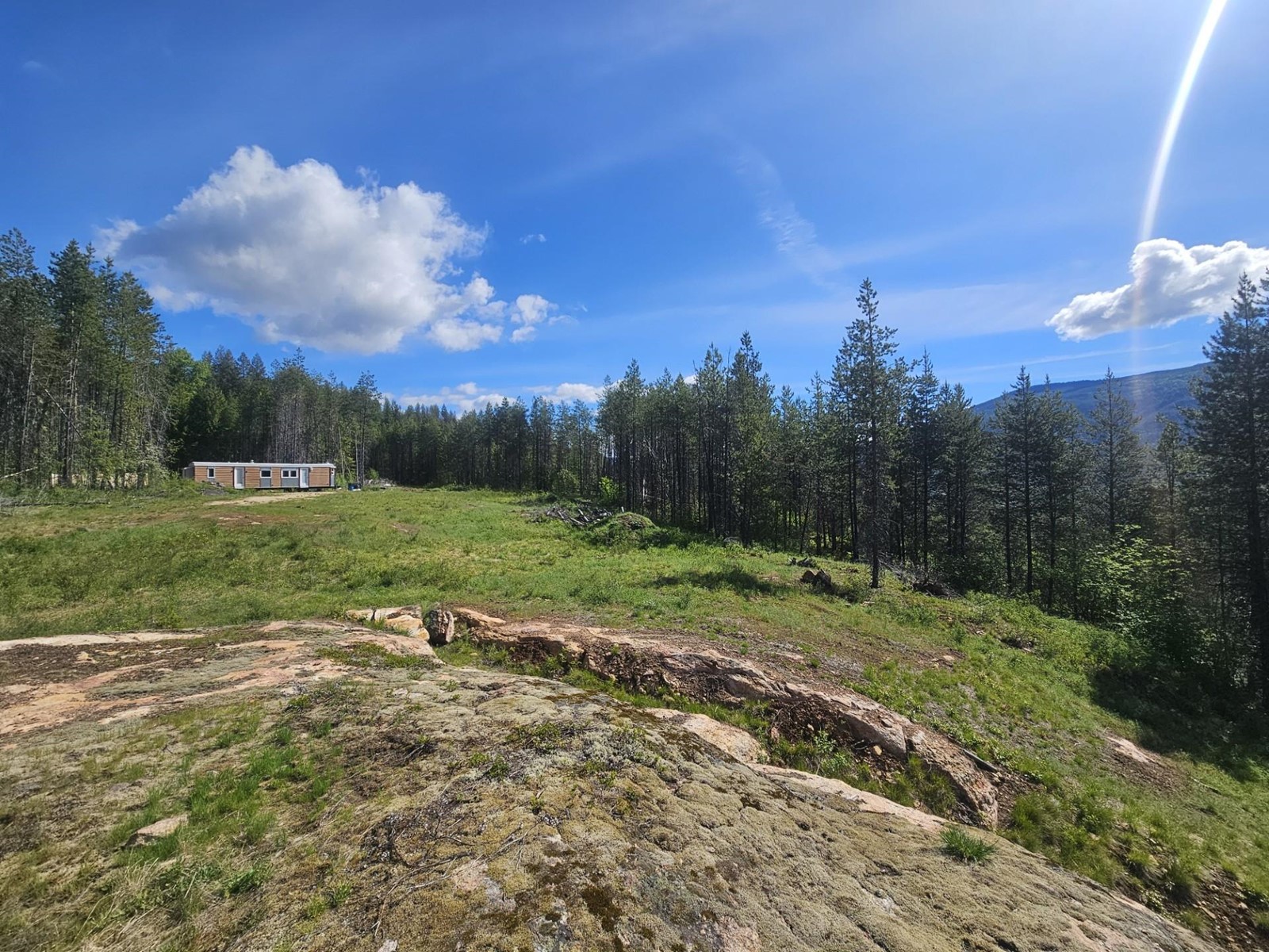165 Suncrest Road, Pass Creek, British Columbia  V1N 4T5 - Photo 5 - 2474935