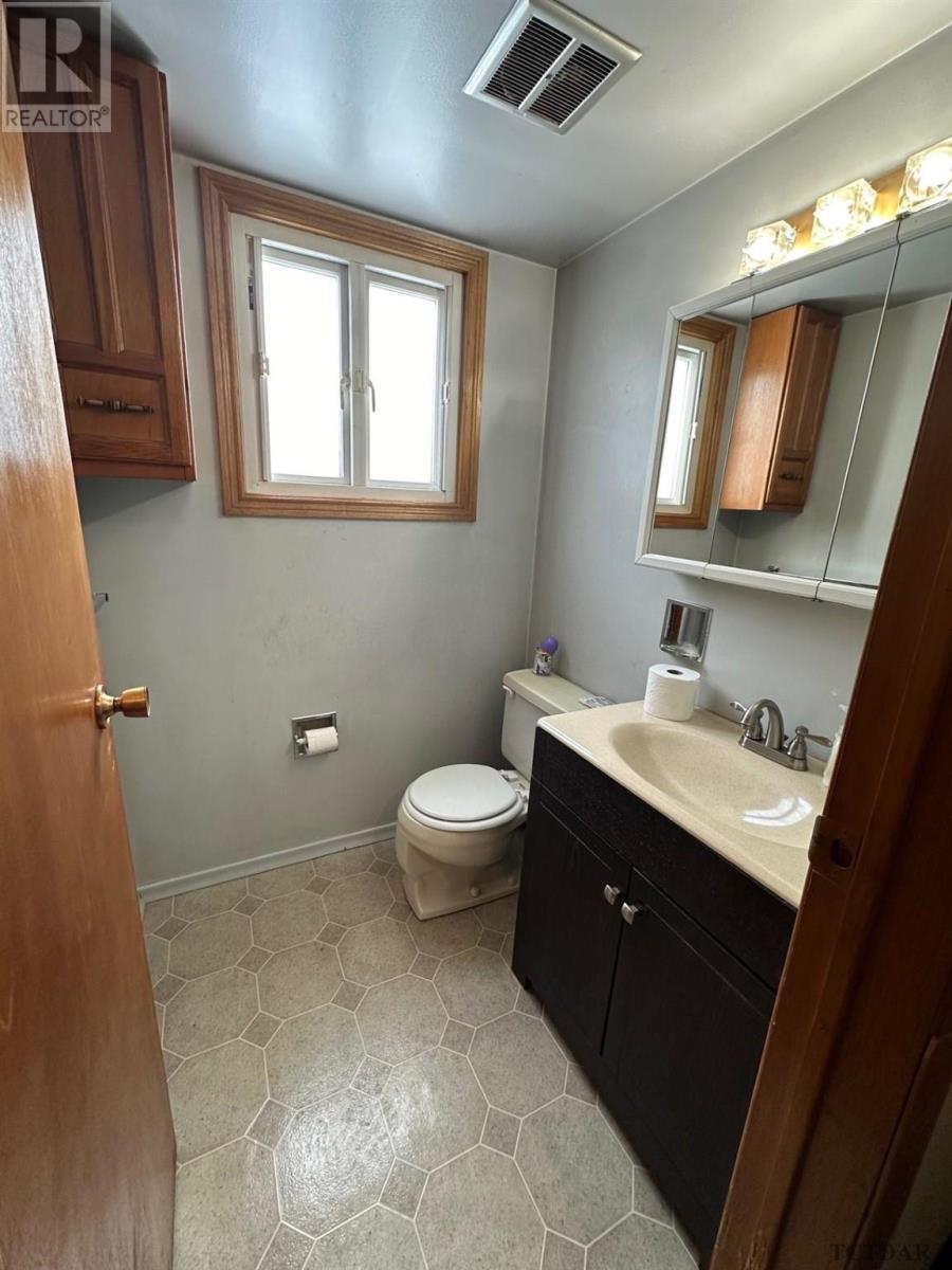 233 Georgina St, Matachewan, Ontario  P0K 1M0 - Photo 11 - TM240276