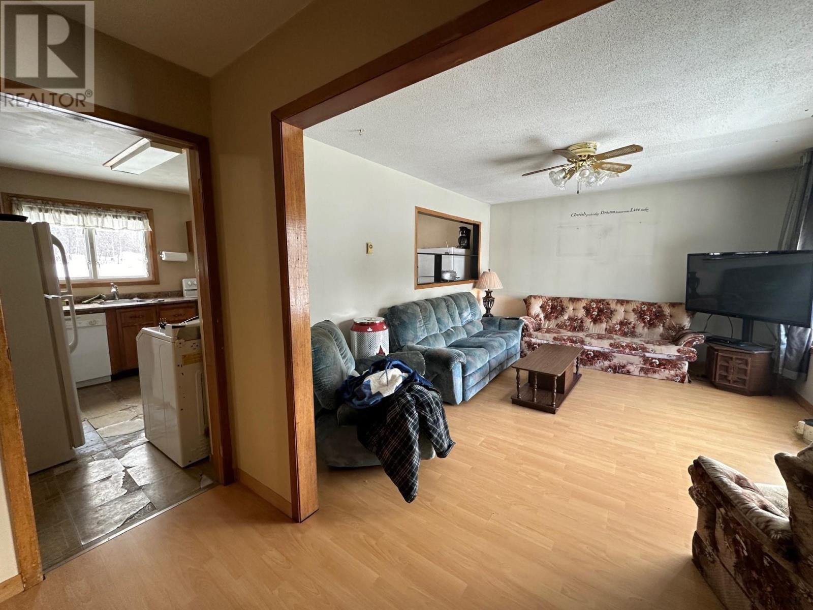 233 Georgina St, Matachewan, Ontario  P0K 1M0 - Photo 12 - TM240276