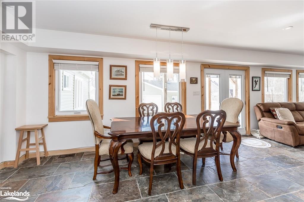 774 Lafontaine Road W, Lafontaine Beach, Ontario  L9M 1R3 - Photo 10 - 40540816