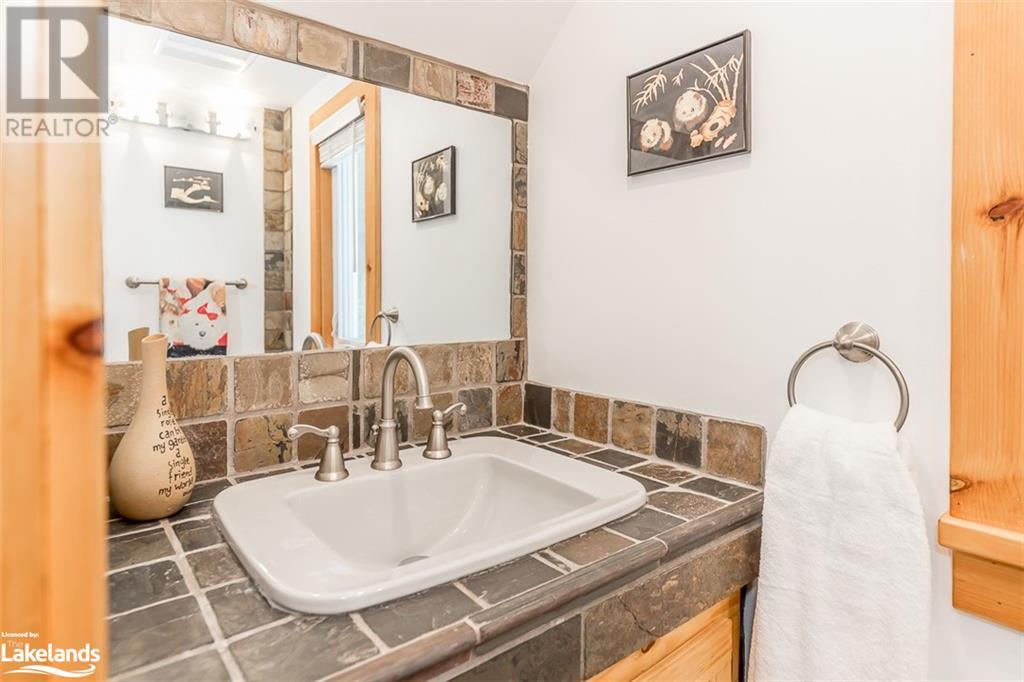 774 Lafontaine Road W, Lafontaine Beach, Ontario  L9M 1R3 - Photo 12 - 40540816