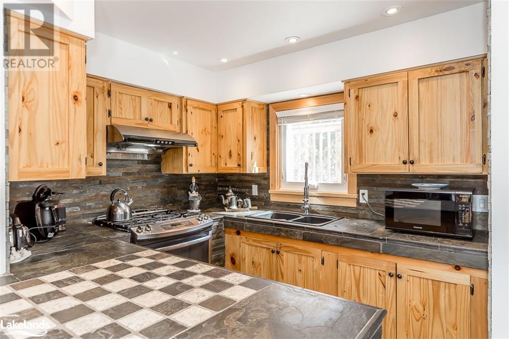 774 Lafontaine Road W, Lafontaine Beach, Ontario  L9M 1R3 - Photo 8 - 40540816