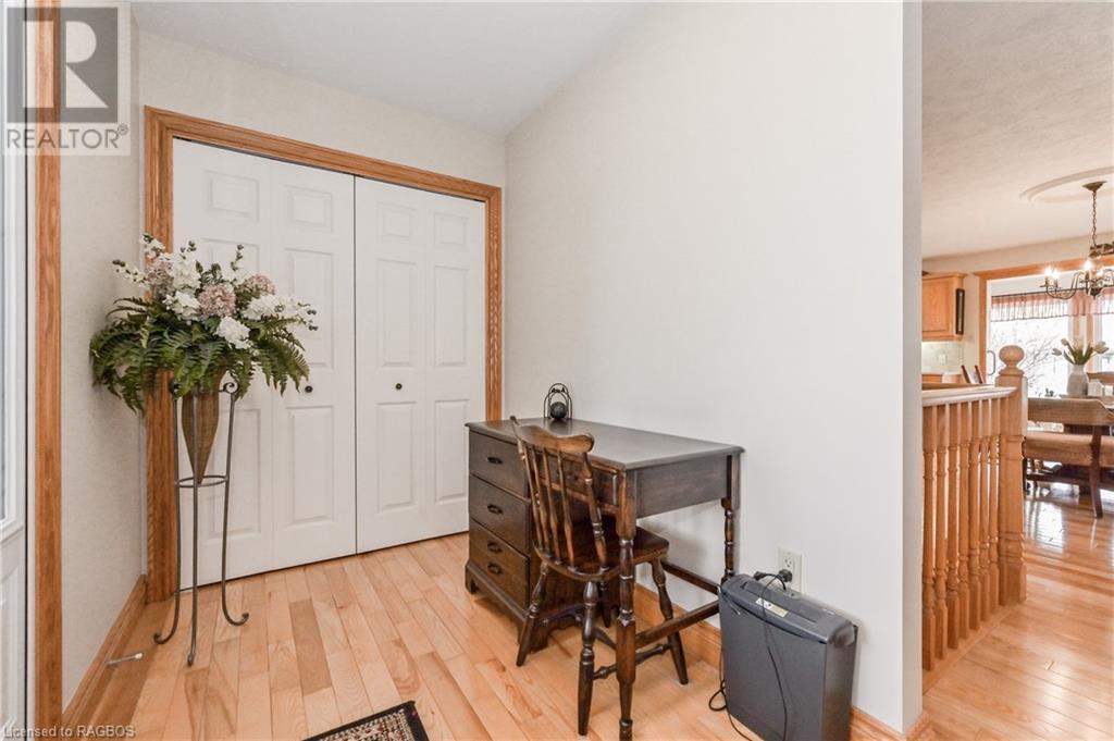 350 E Wellington Street, Mount Forest, Ontario  N0G 2L2 - Photo 7 - 40541039