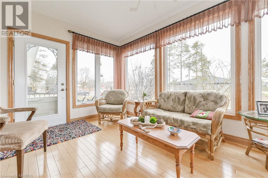 350 E Wellington Street, Mount Forest, Ontario  N0G 2L2 - Photo 17 - 40541039