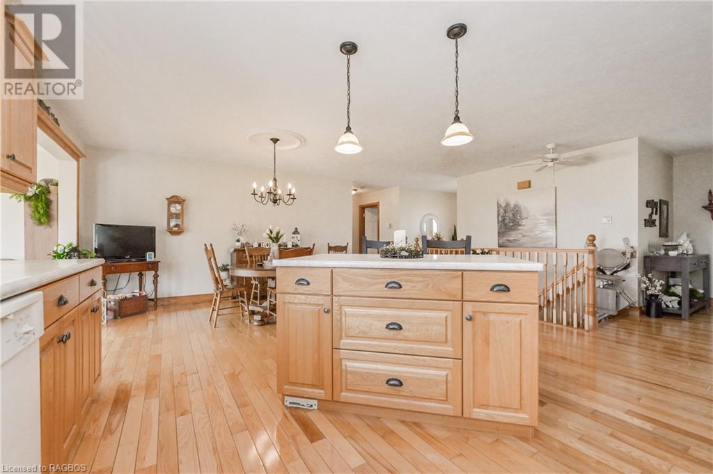 350 E Wellington Street, Mount Forest, Ontario  N0G 2L2 - Photo 13 - 40541039