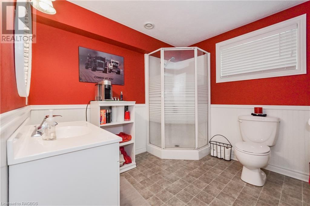 350 E Wellington Street, Mount Forest, Ontario  N0G 2L2 - Photo 40 - 40541039