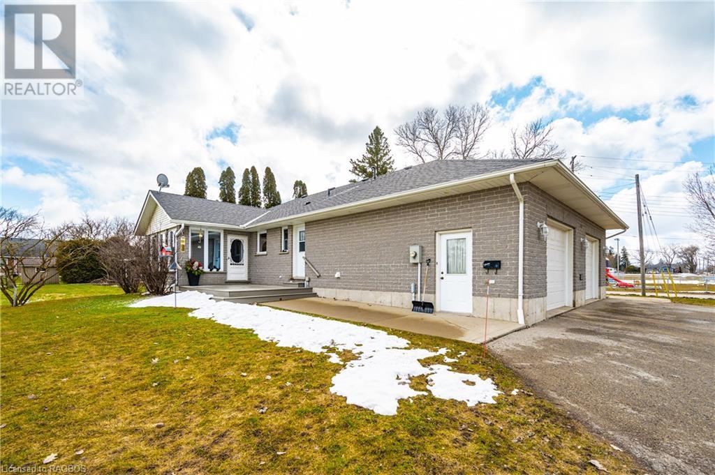 350 E Wellington Street, Mount Forest, Ontario  N0G 2L2 - Photo 43 - 40541039