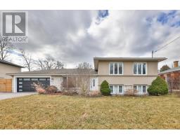 422 SCARSDALE CRES