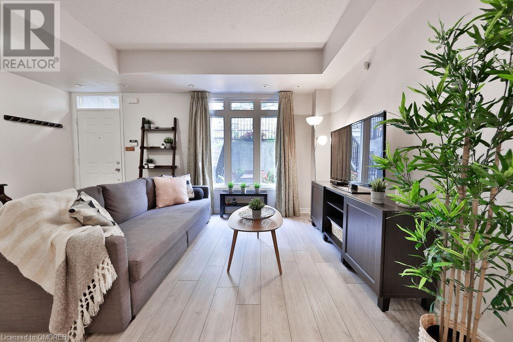 98 Carr Street Unit# 7, Toronto, Ontario  M5T 1B7 - Photo 11 - 40539497