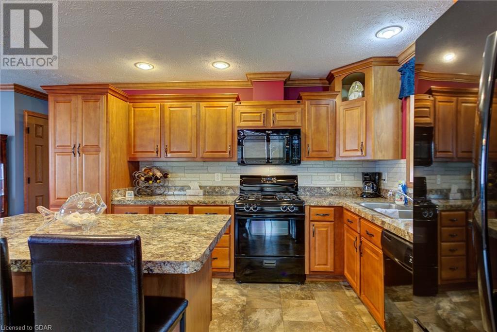 118 Parkview Circle, Moorefield, Ontario N0G 2K0 (26513886) Royal